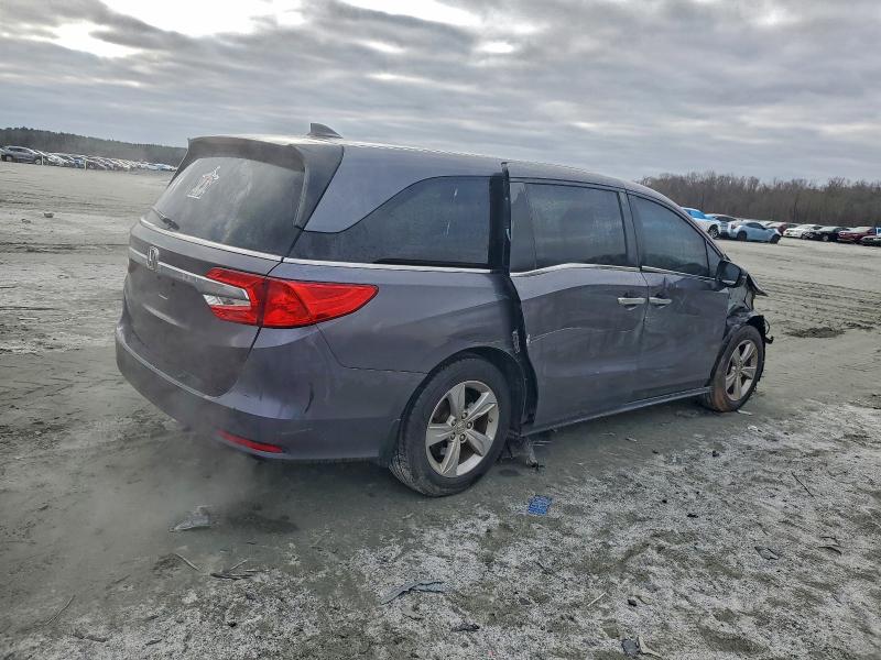 Photo 3 from auction – 2018 HONDA ODYSSEY EX with VIN 5FNRL6H75JB098769
