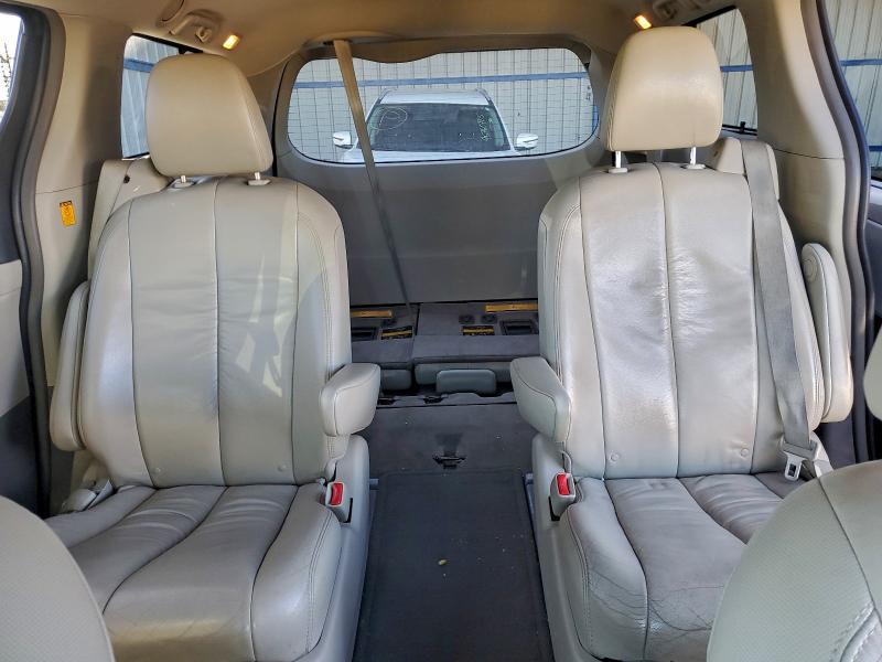 Photo 10 from auction – 2012 TOYOTA SIENNA XLE with VIN 5TDDK3DC6CS030381