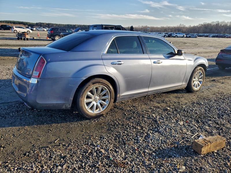 Photo 3 from auction – 2011 CHRYSLER 300 LIMITE with VIN 2C3CA5CG0BH546672