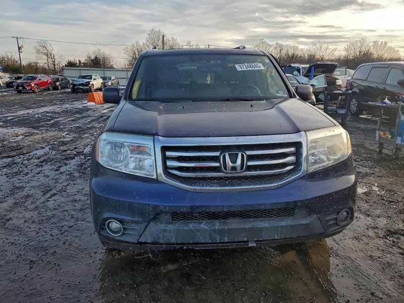 Photo 5 from auction – 2015 HONDA PILOT TOUR with VIN 5FNYF4H92FB041056