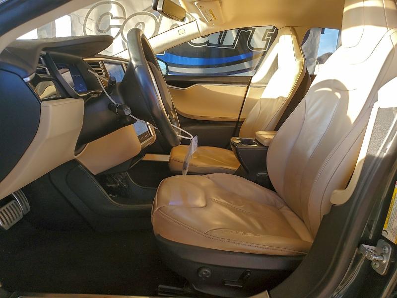 Photo 7 from auction – 2014 TESLA MODEL S with VIN 5YJSA1H1XEFP44545