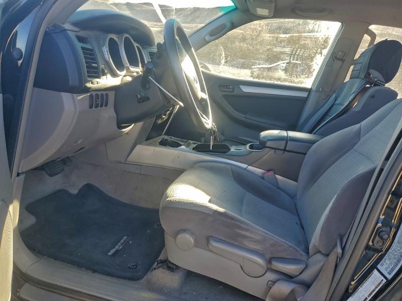 Zdjęcie 7 z aukcji – 2004 TOYOTA 4RUNNER SR z VIN JTEBU14R348012626