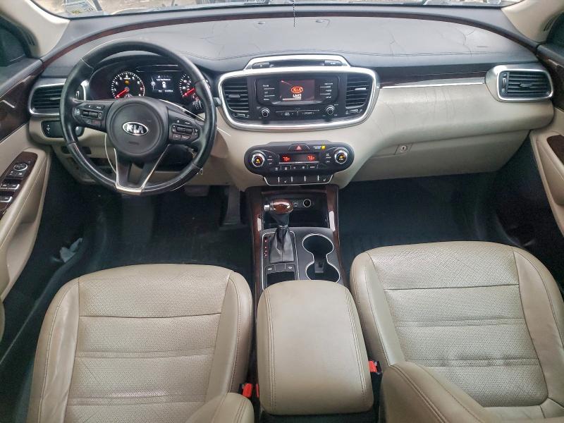 Photo 8 from auction – 2016 KIA SORENTO EX with VIN 5XYPH4A57GG049225
