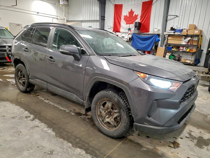 Photo 4 from auction – 2021 TOYOTA RAV4 LE with VIN 2T3B1RFV6MW243388