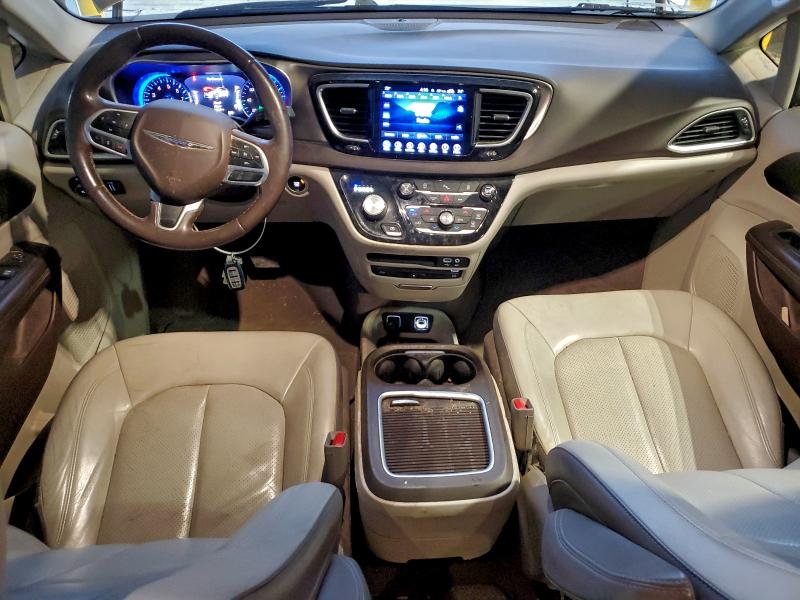 Photo 8 from auction – 2017 CHRYSLER PACIFICA T with VIN 2C4RC1EG9HR788661