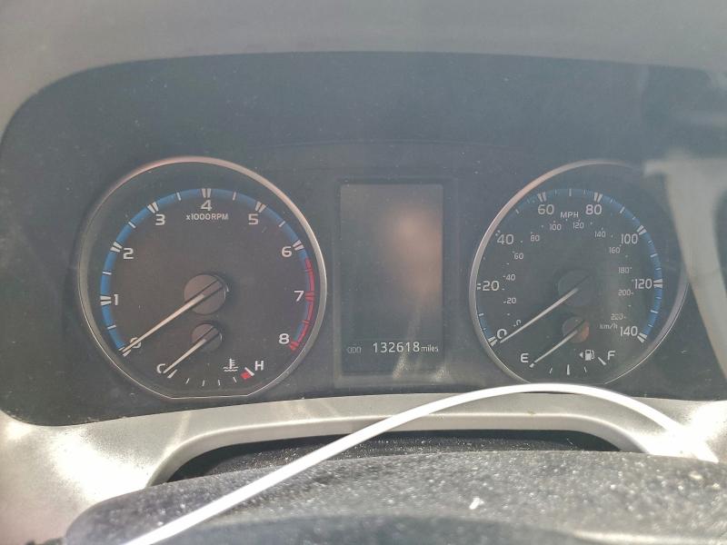 Photo 9 from auction – 2017 TOYOTA RAV4 LE with VIN 2T3ZFREV3HW359395