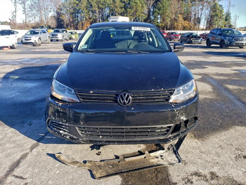 Photo 5 from auction – 2012 VOLKSWAGEN JETTA BASE with VIN 3VW2K7AJ9CM413343
