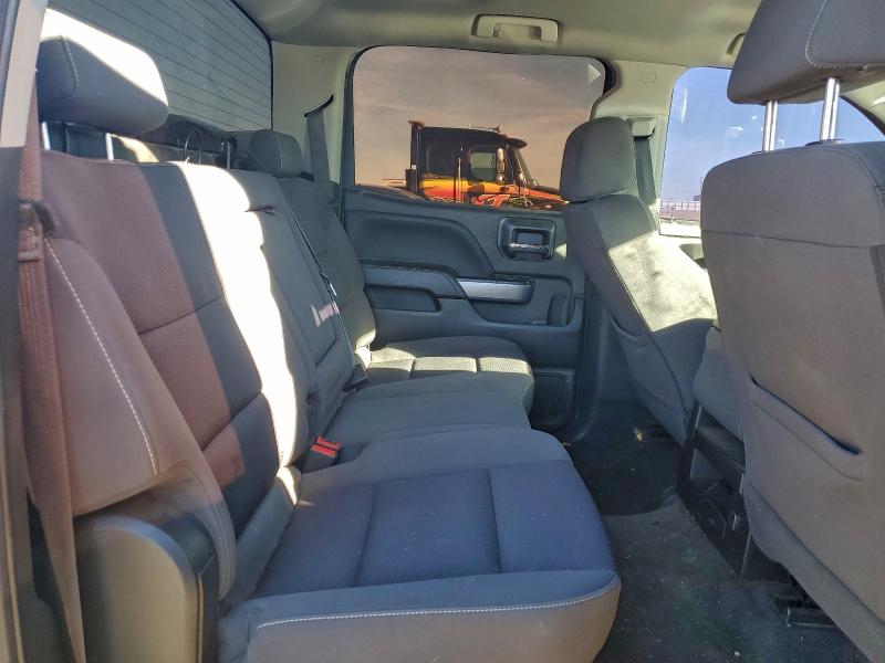 Photo 10 from auction – 2018 CHEVROLET SILVERADO with VIN 3GCUKREC3JG210608