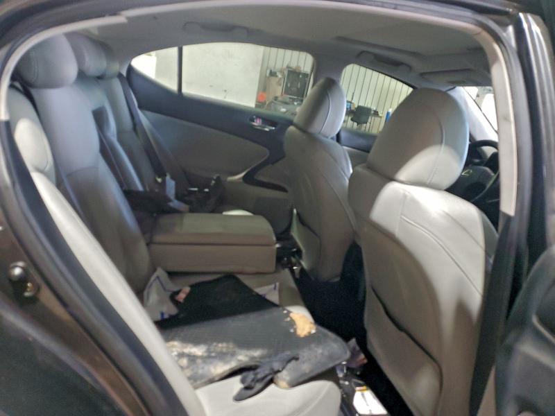 Photo 10 from auction – 2006 LEXUS IS 250 with VIN JTHCK262765006500