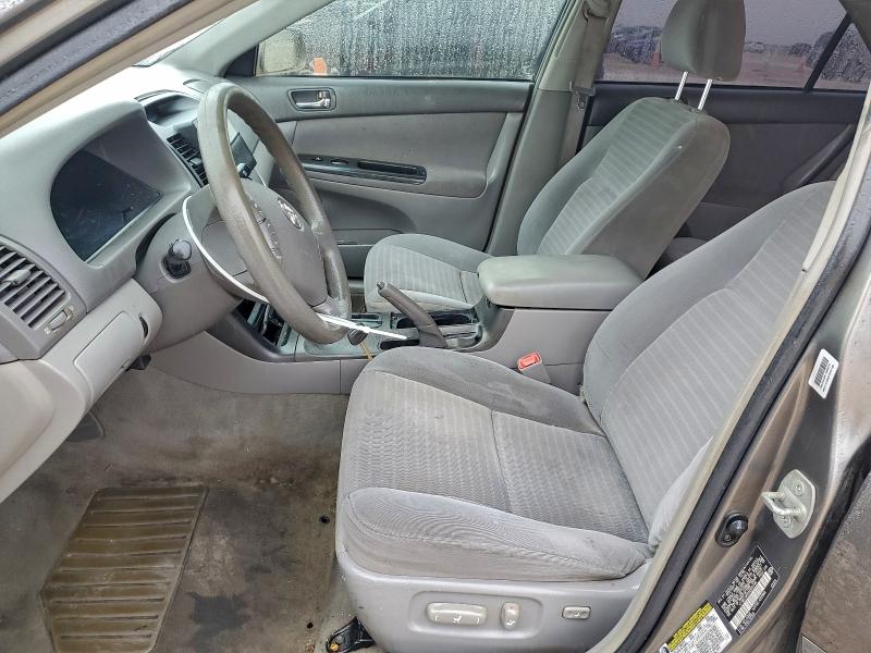 Photo 7 from auction – 2005 TOYOTA CAMRY LE with VIN 4T1BE32K95U995786