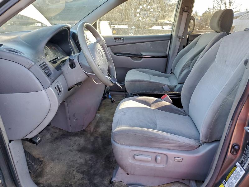 Photo 7 from auction – 2005 TOYOTA SIENNA CE with VIN 5TDZA23C65S246299