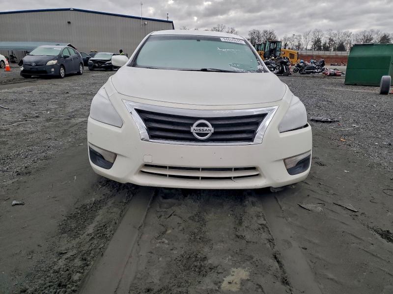 Photo 5 from auction – 2015 NISSAN ALTIMA 2.5 with VIN 1N4AL3AP2FC264391