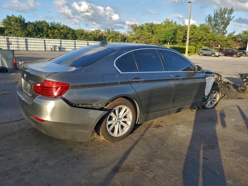 Photo 3 from auction – 2015 BMW 528 with VIN WBA5A5C50FD518311