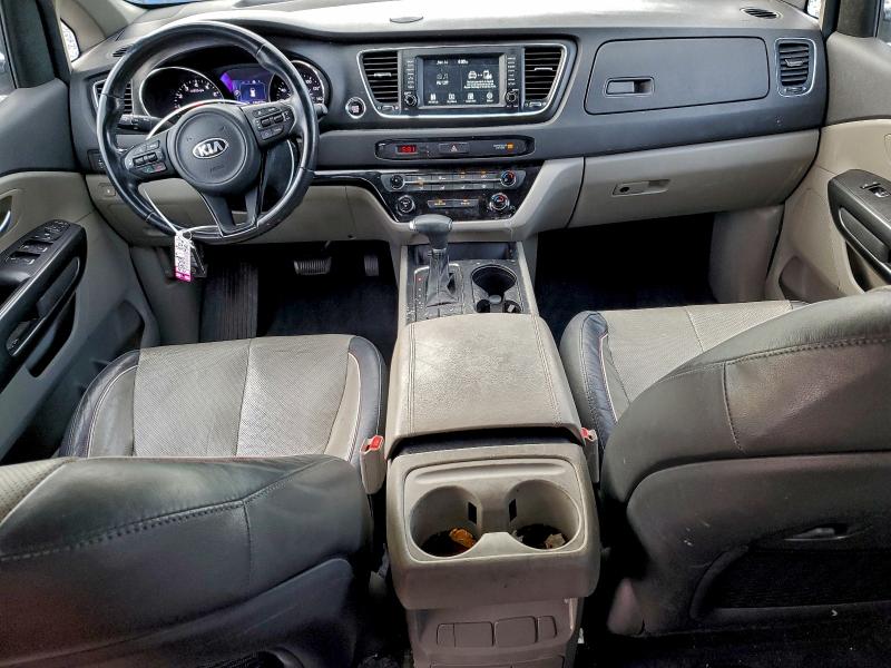 Photo 8 from auction – 2017 KIA SEDONA with VIN KNDMB5C17H6315979