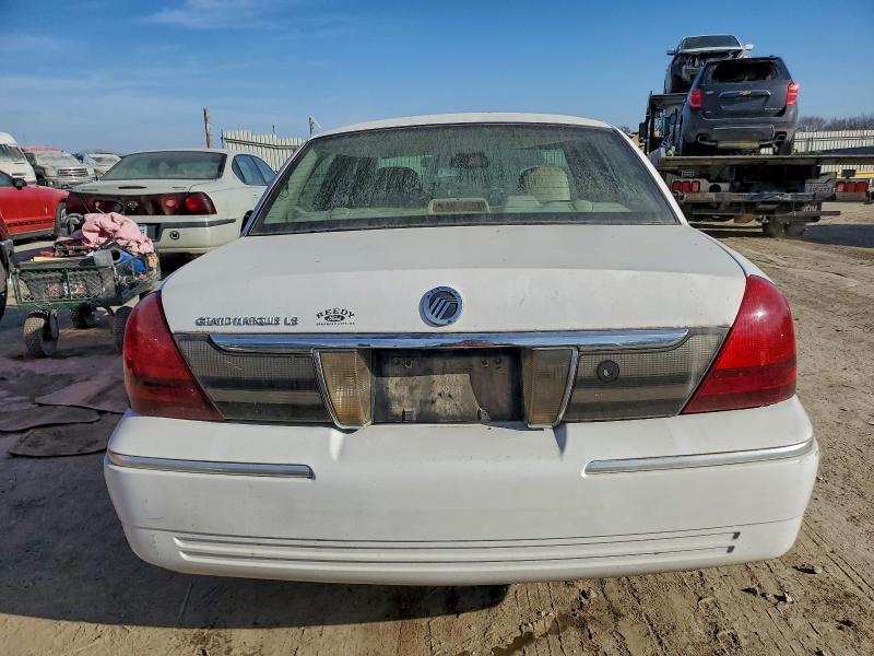 Photo 6 from auction – 2006 MERCURY GRAND MARQ with VIN 2MEFM75V86X627677