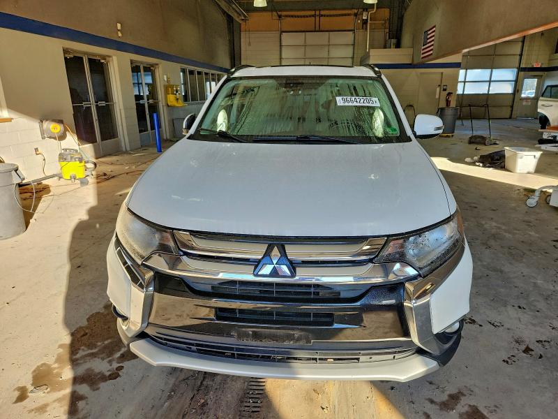 Photo 5 from auction – 2016 MITSUBISHI OUTLANDER with VIN JA4AZ3A3XGZ037710