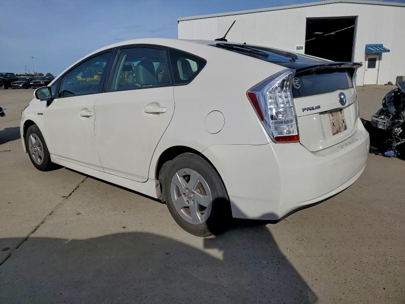 Photo 2 from auction – 2010 TOYOTA PRIUS with VIN JTDKN3DU5A0030377
