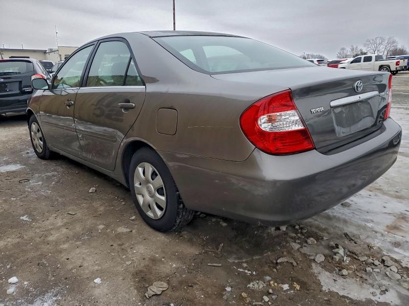 Photo 2 from auction – 2004 TOYOTA CAMRY LE with VIN 4T1BE32K74U936587