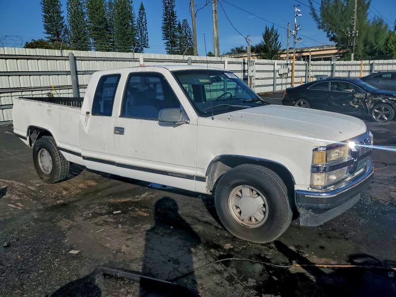 Photo 4 from auction – 1998 CHEVROLET GMT-400 C1 with VIN 1GCEC19M2WE231826