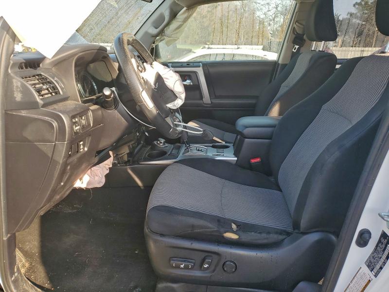 Photo 7 from auction – 2014 TOYOTA 4RUNNER SR with VIN JTEBU5JR8E5158048