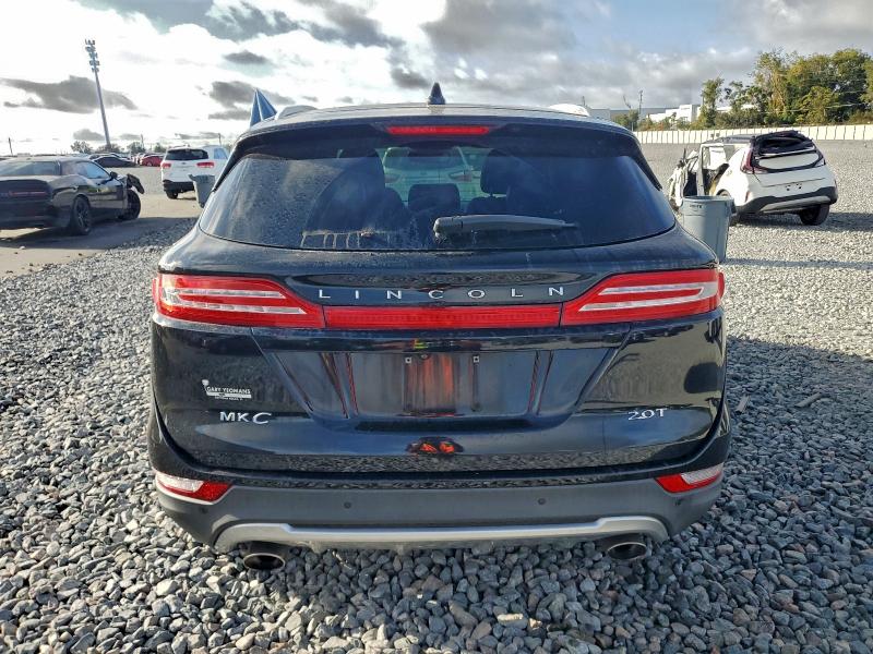 Photo 6 from auction – 2017 LINCOLN MKC with VIN 5LMCJ2C98HUL45581