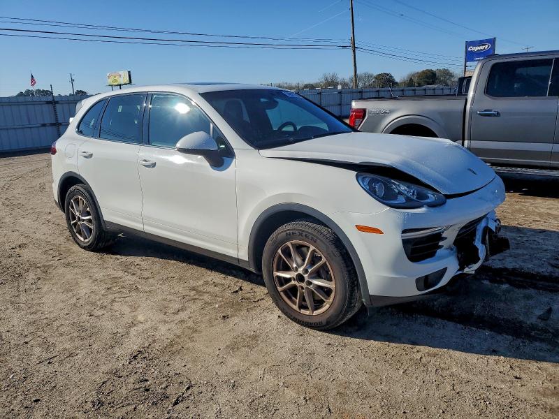 Photo 4 from auction – 2016 PORSCHE CAYENNE with VIN WP1AA2A23GLA10977