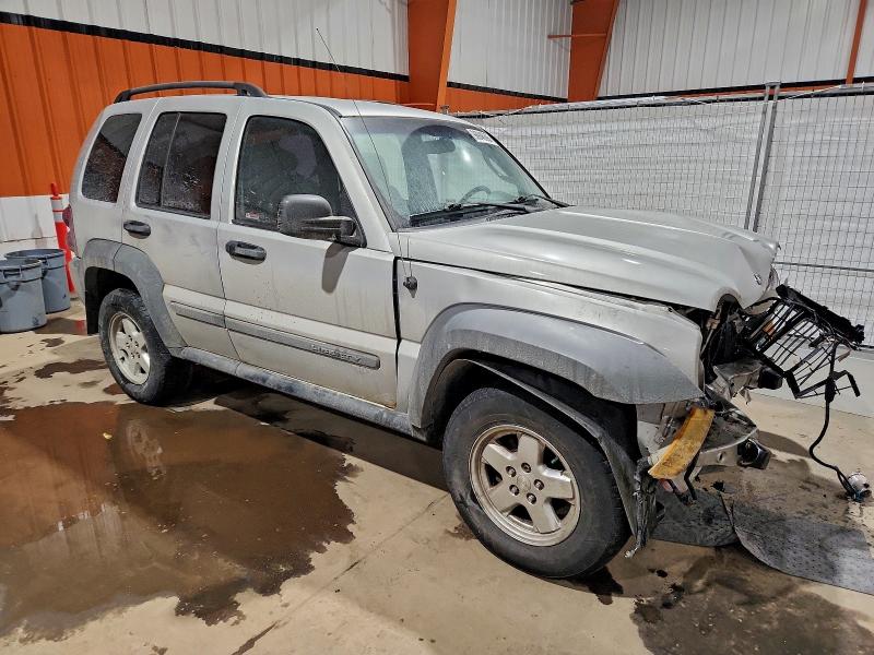 Photo 4 from auction – 2005 JEEP LIBERTY SP with VIN 1J4GL48KX5W604253