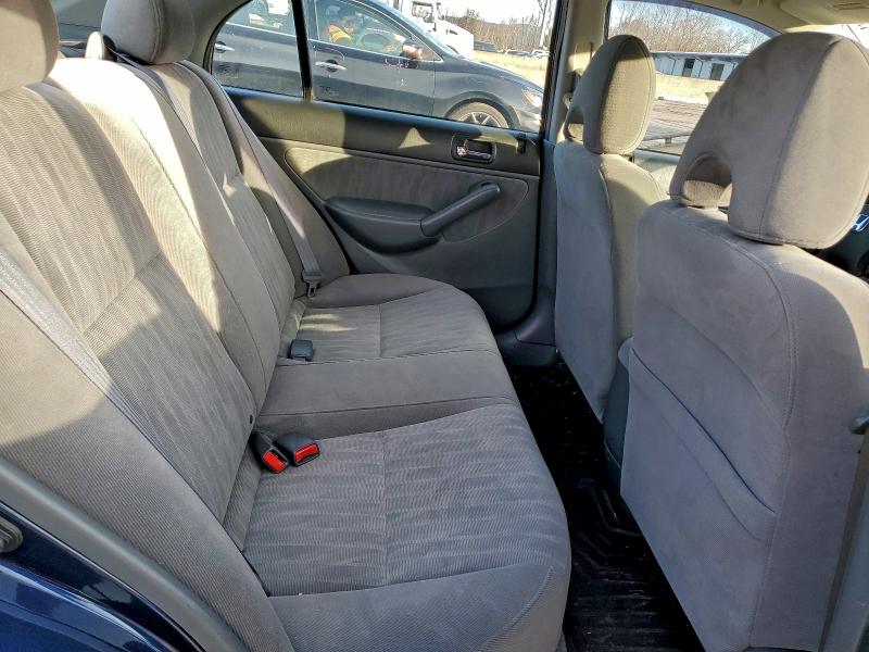 Photo 10 from auction – 2004 HONDA CIVIC EX with VIN 2HGES26774H582178