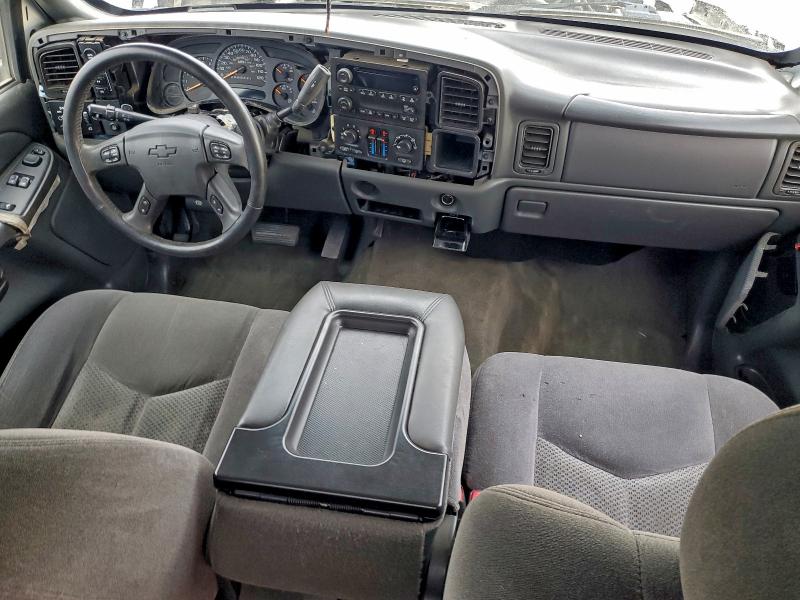 Photo 8 from auction – 2006 CHEVROLET SILVERADO with VIN 1GCEK19B96Z103304
