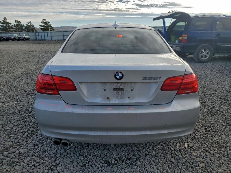 Photo 6 from auction – 2011 BMW 328 XI with VIN WBAKF3C53BE567256