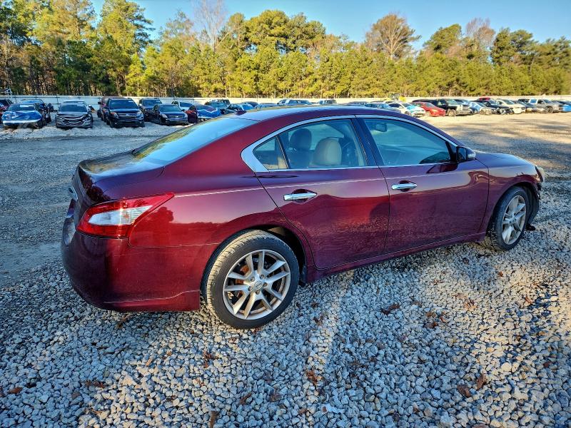 Photo 3 from auction – 2010 NISSAN MAXIMA with VIN 1N4AA5AP8AC830063