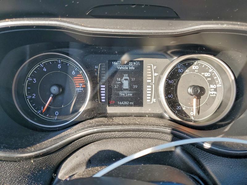 Photo 9 from auction – 2019 JEEP CHEROKEE L with VIN 1C4PJLCB6KD266936