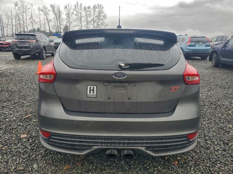Photo 6 from auction – 2017 FORD FOCUS ST with VIN 1FADP3L94HL335979