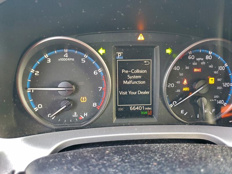 Photo 9 from auction – 2018 TOYOTA RAV4 ADVEN with VIN JTMWFREV0JD122031