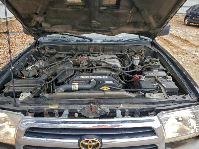 Photo 12 from auction – 2000 TOYOTA 4RUNNER LI with VIN JT3GN87R7Y0136063