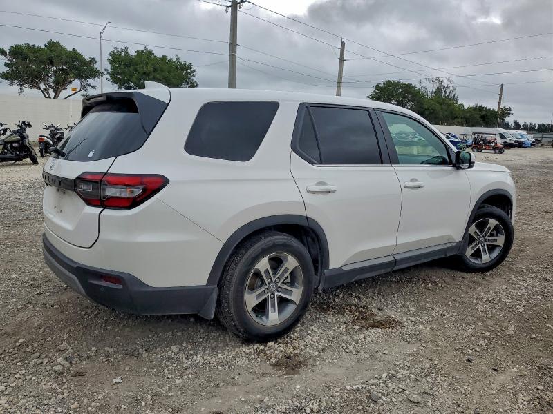 Photo 3 from auction – 2025 HONDA PILOT with VIN 5FNYG2H41SB026564