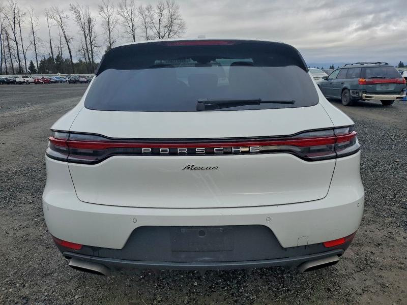 Photo 6 from auction – 2019 PORSCHE MACAN with VIN WP1AA2A56KLB02409