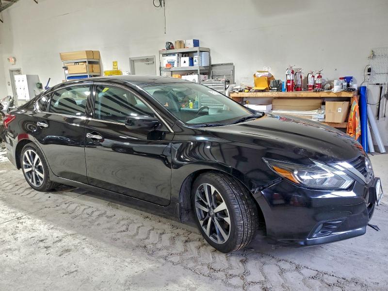 Photo 4 from auction – 2017 NISSAN ALTIMA 2.5 with VIN 1N4AL3AP8HC132965