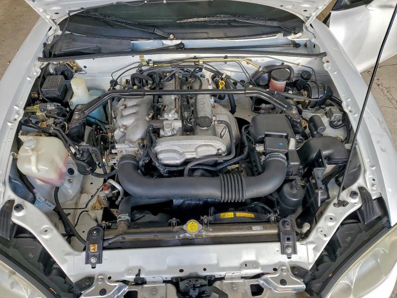 Photo 11 from auction – 2002 MAZDA MX-5 MIATA with VIN JM1NB353320221177
