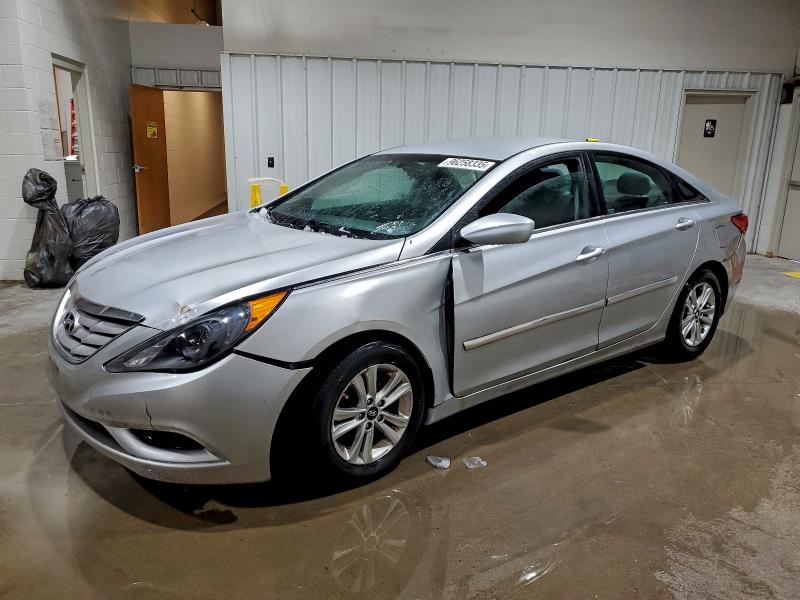 HYUNDAI SONATA GLS 2013 with VIN 5NPEB4AC2DH733692 - Photo from auction