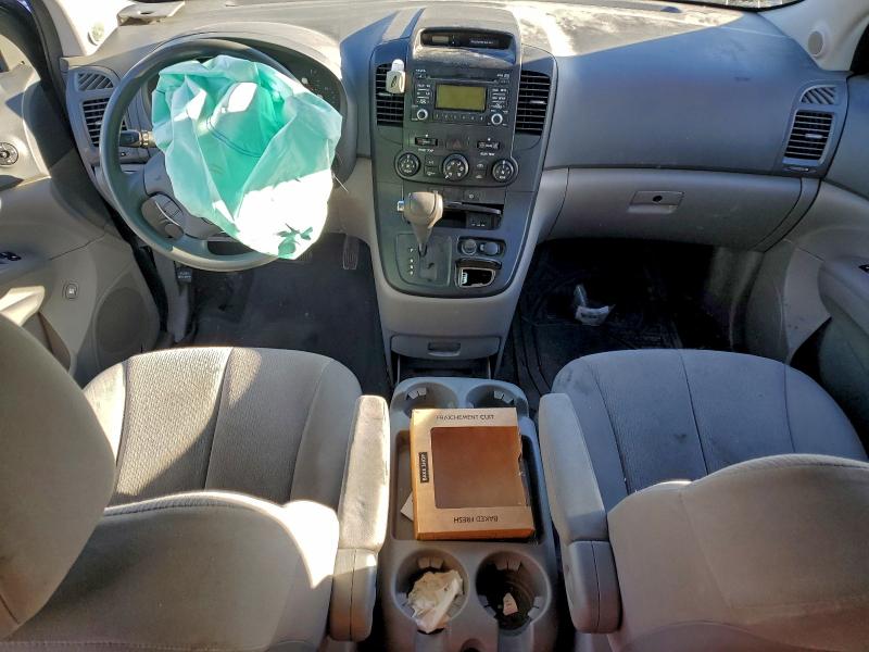 Photo 8 from auction – 2010 KIA SEDONA LX with VIN KNDMG4C34A6325405