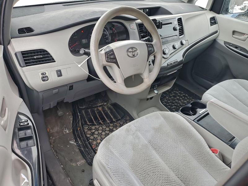Photo 8 from auction – 2011 TOYOTA SIENNA LE with VIN 5TDKK3DC1BS047675