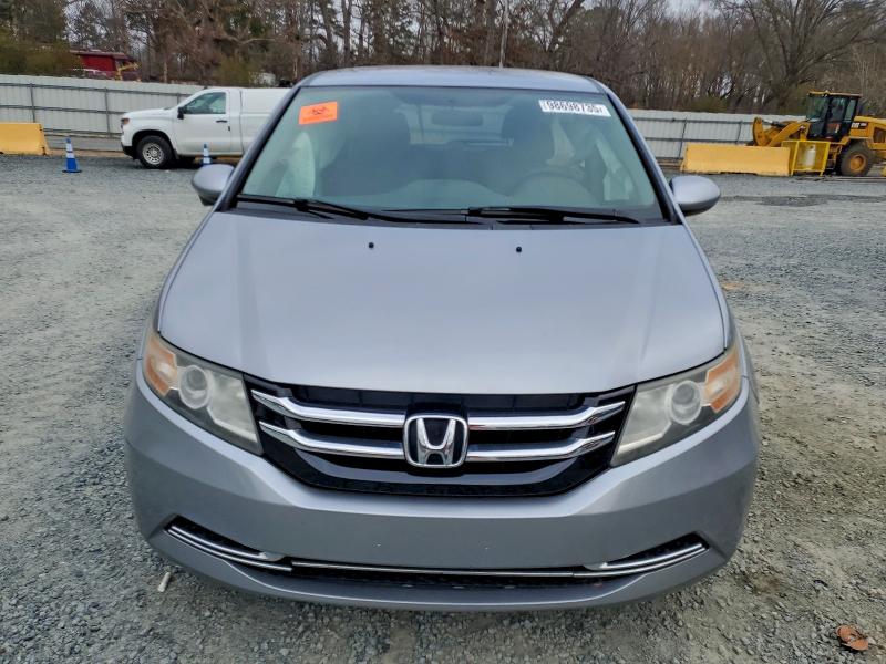 Photo 5 from auction – 2016 HONDA ODYSSEY SE with VIN 5FNRL5H32GB156904