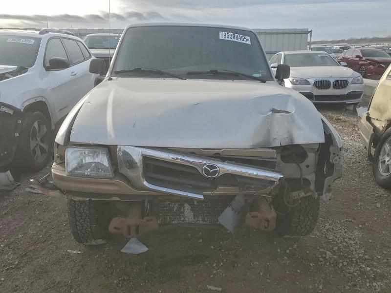 Photo 5 from auction – 2002 MAZDA B2300 with VIN 4F4YR12D82TM14974