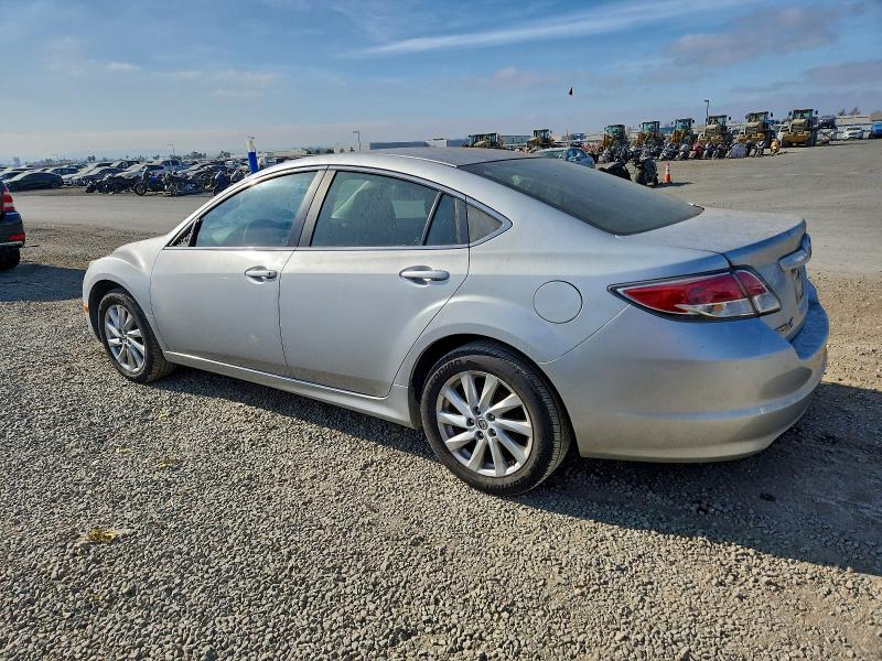 Photo 2 from auction – 2012 MAZDA 6 I with VIN 1YVHZ8DH1C5M27275