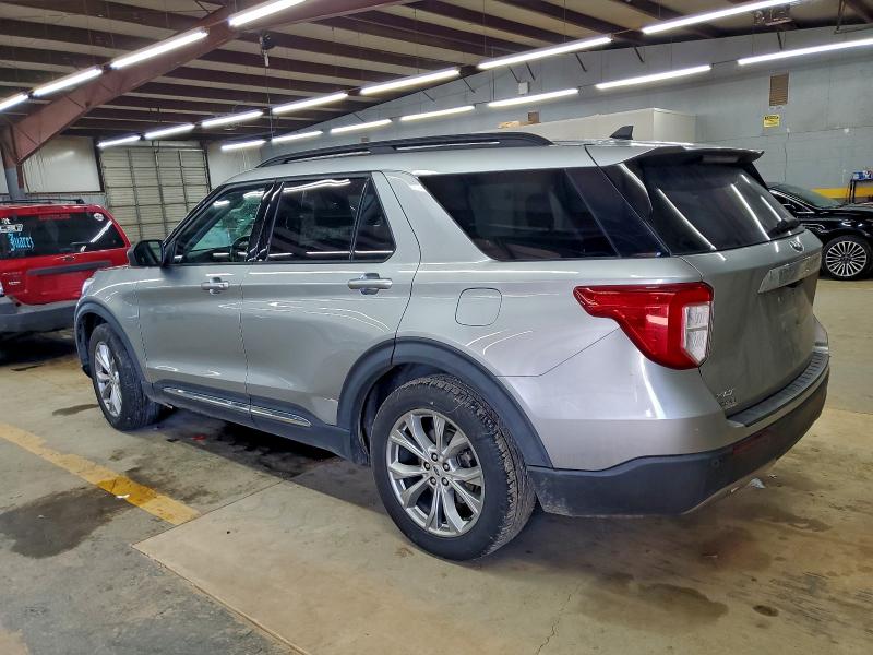 Photo 2 from auction – 2021 FORD EXPLORER X with VIN 1FMSK7DH4MGA27433