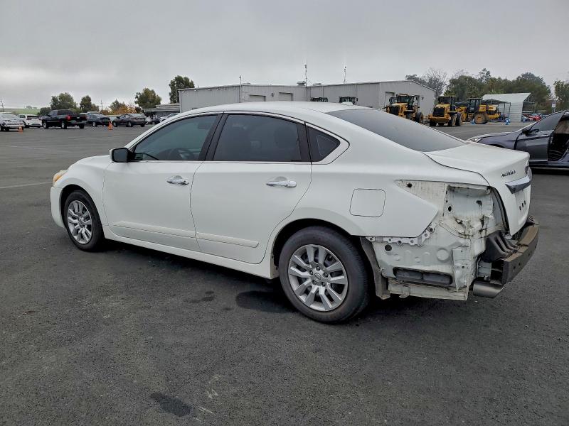 Photo 2 from auction – 2015 NISSAN ALTIMA 2.5 with VIN 1N4AL3AP1FN908824
