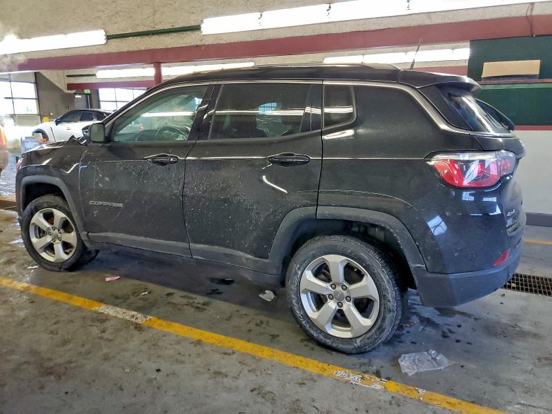 Photo 2 from auction – 2018 JEEP COMPASS LA with VIN 3C4NJDBB9JT373289