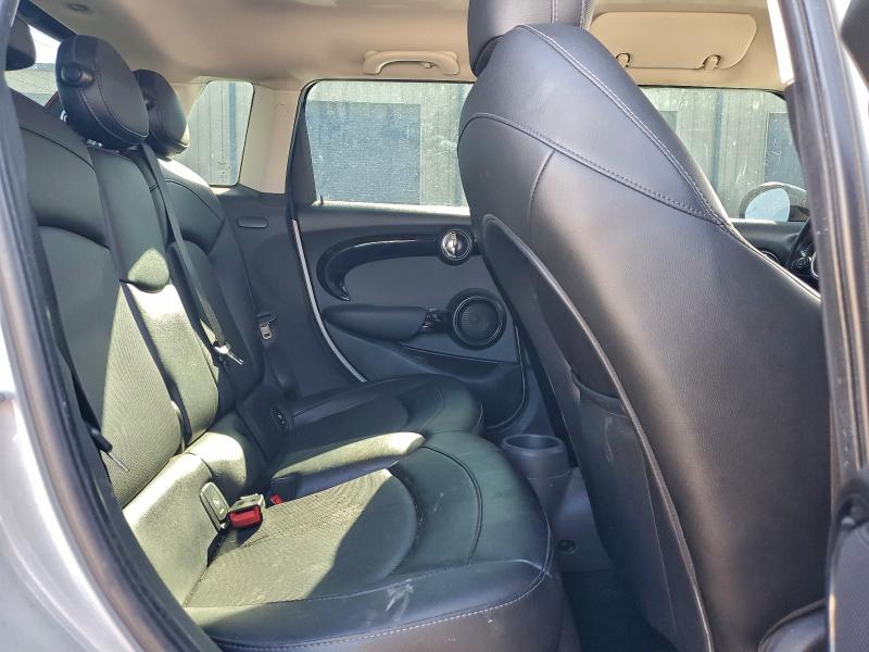 Photo 10 from auction – 2016 MINI COOPER S with VIN WMWXU3C53G2B63431
