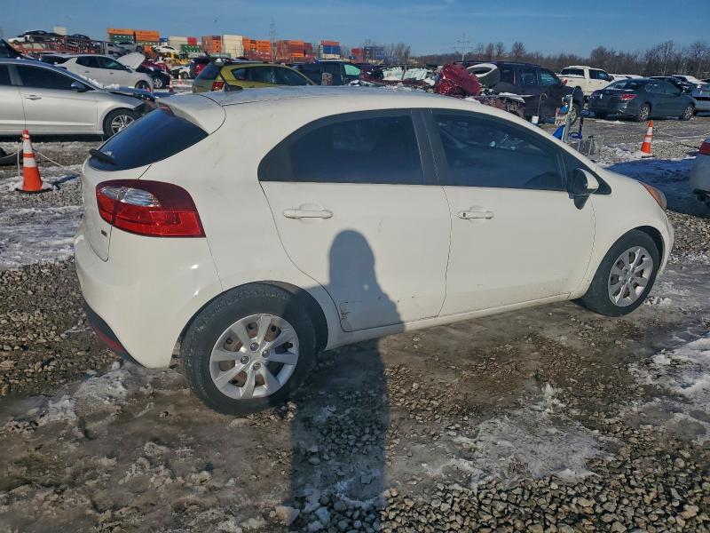 Photo 3 from auction – 2012 KIA RIO LX with VIN KNADM5A3XC6054948